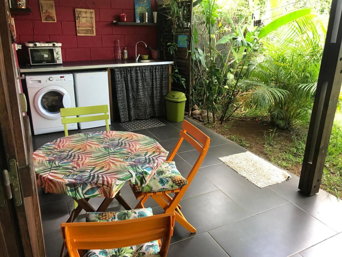 un bungalow au paradis avec piscine Saint Pierre Exterior foto