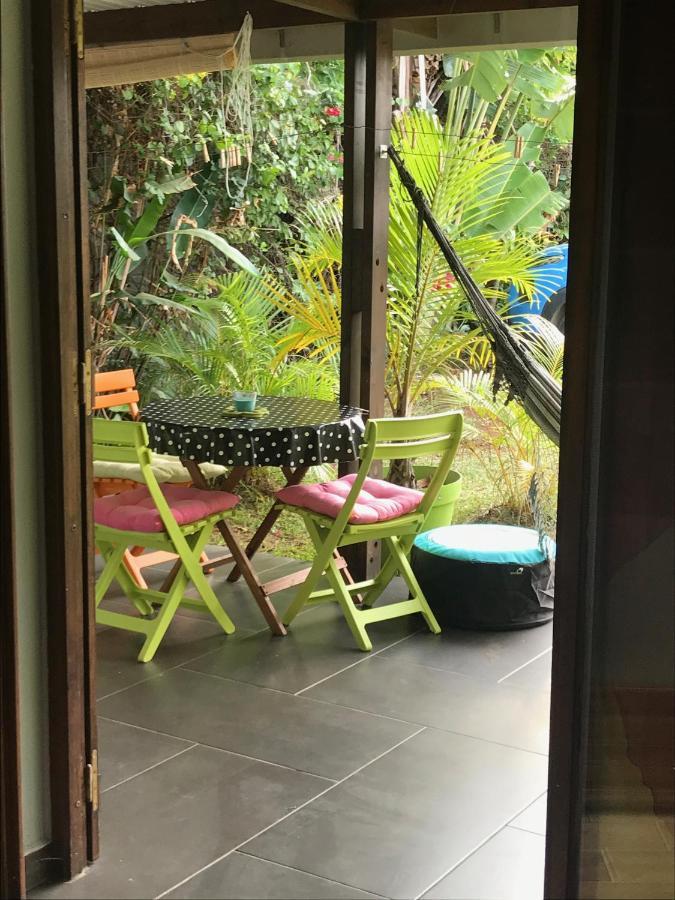 un bungalow au paradis avec piscine Saint Pierre Exterior foto